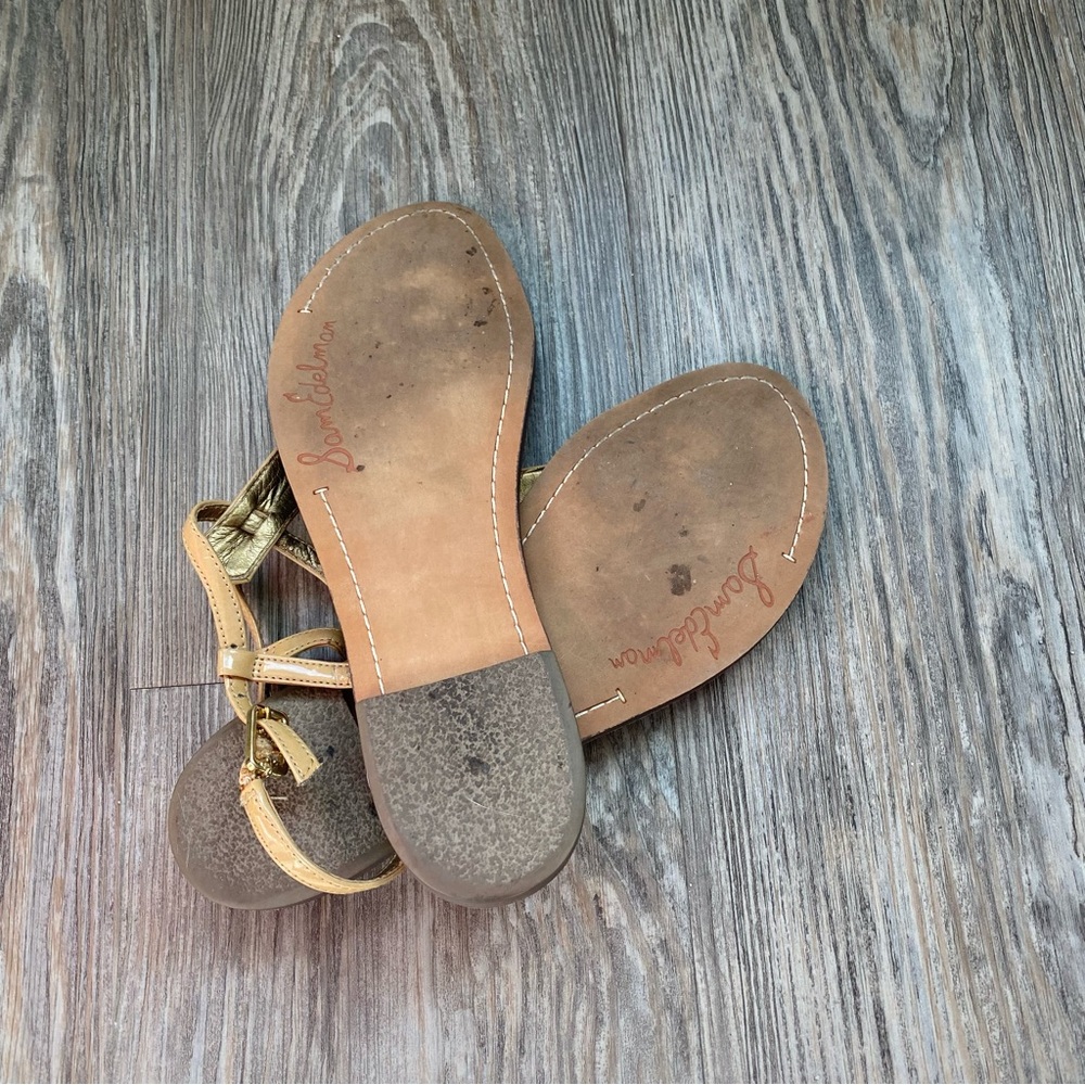 Sam Edelman Tan and Brown Patented Leather Sandals Thong Style side buck… - Picture 4 of 4